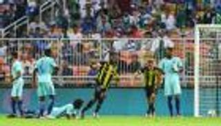 التعادل يحسم كلاسيكو الاتحاد والهلال