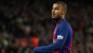 إصابة لاعب وسط برشلونة تتفاقم