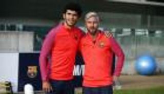 نجم رديف برشلونة يعترف باستحالة تقليد ميسي