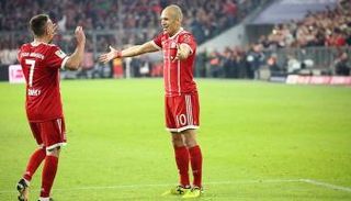 روبين يحتفل بهدفه مع ريبيري