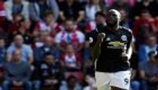 لوكاكو يفجر أزمة بين إدارة وجماهير يونايتد