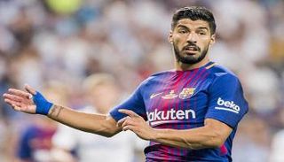 سواريز يدخل تاريخ برشلونة أمام جيرونا