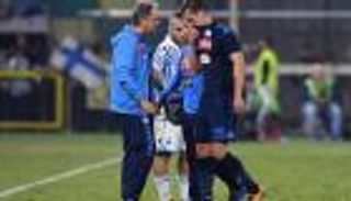 "لعنة الإصابات" تواصل مطاردة مهاجم نابولي