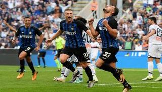 إنتر يقتنص فوزا قاتلا في الدوري الإيطالي