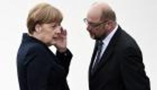 مارتن شولتز مشاكس في مواجهة قوة ميركل الهادئة