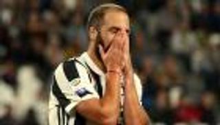 أليجري يفسر عدم الدفع بهيجوايين أساسيا في الديربي