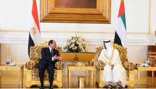 الشيخ محمد بن زايد آل نهيان والرئيس المصري عبدالفتاح السيسي