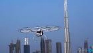 بالصور.. دبي تطلق أول رحلة تجريبية للتاكسي الجوي