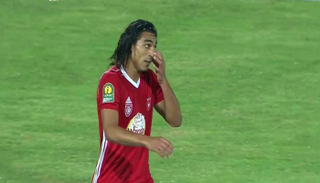 غضب جماهيري من كوبر بعد تألق مهاجم النجم