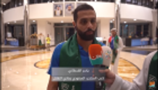 شاهد: القحطاني يتحدث للعين عن شائعات خلافه مع دياز