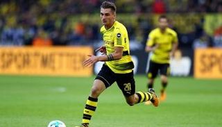 سامر يتوقع انضمام مهاجم دورتموند الجديد إلى "الماكينات"