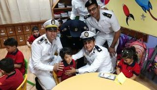  الشرطة في خدمة أبناء الشهداء 