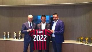 ميلان يعلن تجديد عقد سوسو