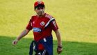 تقارير: النصر السعودي يفاوض مدرب الاتحاد الأسبق