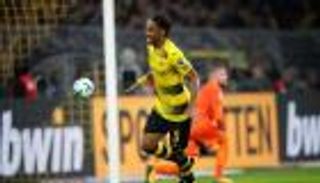 شاهد.. الريال يمنح أوباميانج هدف التفوق على ميسي