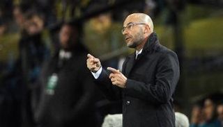 بيتر بوش مدرب دورتموند