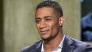 محمد رمضان يحذر الشباب المصري من الهجرة غير الشرعية