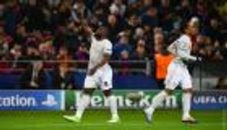 لوكاكو يواصل تحطيم الأرقام القياسية مع يونايتد