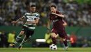 "الأهداف الذاتية" تنافس ميسي على لقب هداف برشلونة