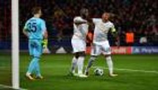 لوكاكو يقود يونايتد لفوز كبير في موسكو