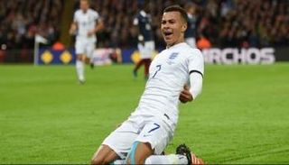 مدرب إنجلترا يتحدى الفيفا ويستدعي آلي