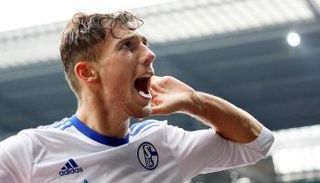 إنتر ميلان يدخل سباق التعاقد مع لاعب شالكه الألماني