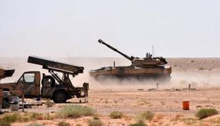 صورة أرشيفية لقصف سوري على مواقع داعش