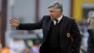 ميلان ينفي اهتمامه بأنشيلوتي