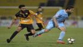 4 بطاقات حمراء في تعادل مثير بين القادسية والسالمية