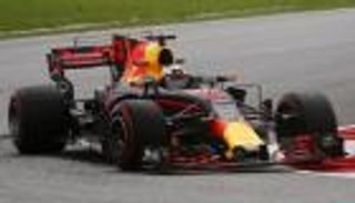 رد بول يتصدر التجارب الحرة الأولى لسباق ماليزيا