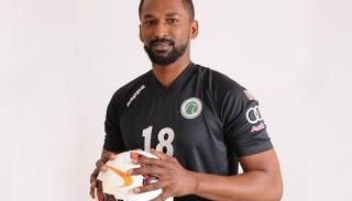 سالم عبد الله حارس الوصل الجديد