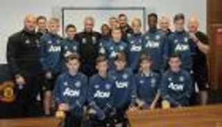 يونايتد يضم 5 لاعبين من أكاديمية هدرسفيلد