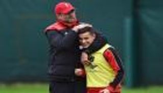 كلوب يؤكد كفاح كوتينيو مع ليفربول