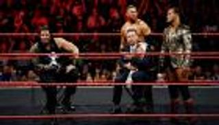 فيديوجراف.. ذا ميز ورينز يتبادلان السخرية أمام الجمهور