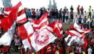 السوق السوداء تشعل أسعار تذاكر موقعة النجم والأهلي