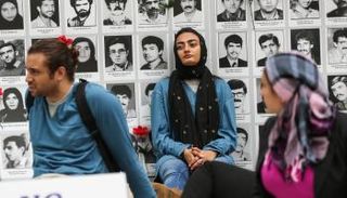 تظاهرة مناوئة للنظام الإيراني بمدينة نيويورك الأمريكية (رويترز)