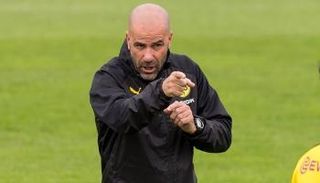 بيتر بوش مدرب دورتموند