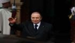 2018 بالجزائر.. عام الحسم في ترشيح بوتفليقة لولاية خامسة