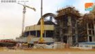 بالفيديو.. أكبر كنائس الشرق الأوسط تسابق الزمن لاستقبال أقباط مصر