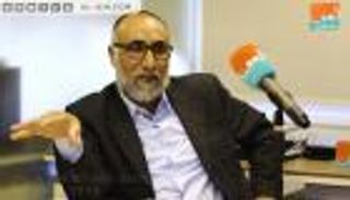 قيادي فلسطيني يكشف لبوابة "العين" مشروع قطر وإسرائيل للتخريب 