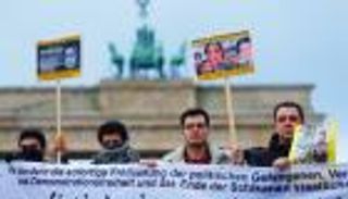 إيرانيو المهجر والاحتجاجات.. ترقب وأمل في نهاية الطغيان