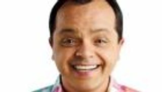 محمد هنيدي يصل لـ3 ملايين متابع على تويتر ويعلن مفاجأة