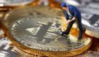 بيتكوين تهبط بعد مطالب أوروبية بكشف هوية متعامليها