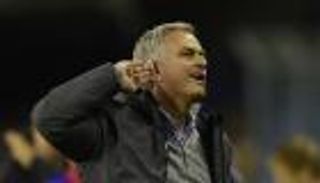 مورينيو يصف شائعات رحيله عن مانشستر يونايتد بالقذارة