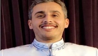 شعيب راشد سعيد بتطبيق البورتريه على أيفون x