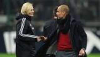 اليويفا يعلق على إمكانية إدارة "الحَكمة شتاينهاوس" مباريات أوروبية