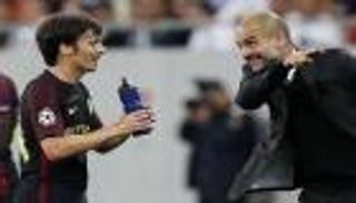 جوارديولا يلمح لإمكانية غياب ديفيد سيلفا عن مباراة بيرنلي