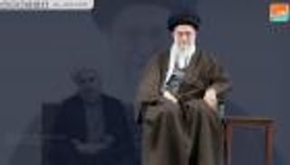 مرشد إيران.. سلطات مطلقة لـ"الولي الفقيه"