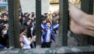 معتقلو انتفاضة إيران.. أرقام أخفاها الملالي