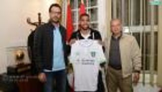 الأهلي السعودي يتعاقد مع مؤمن زكريا